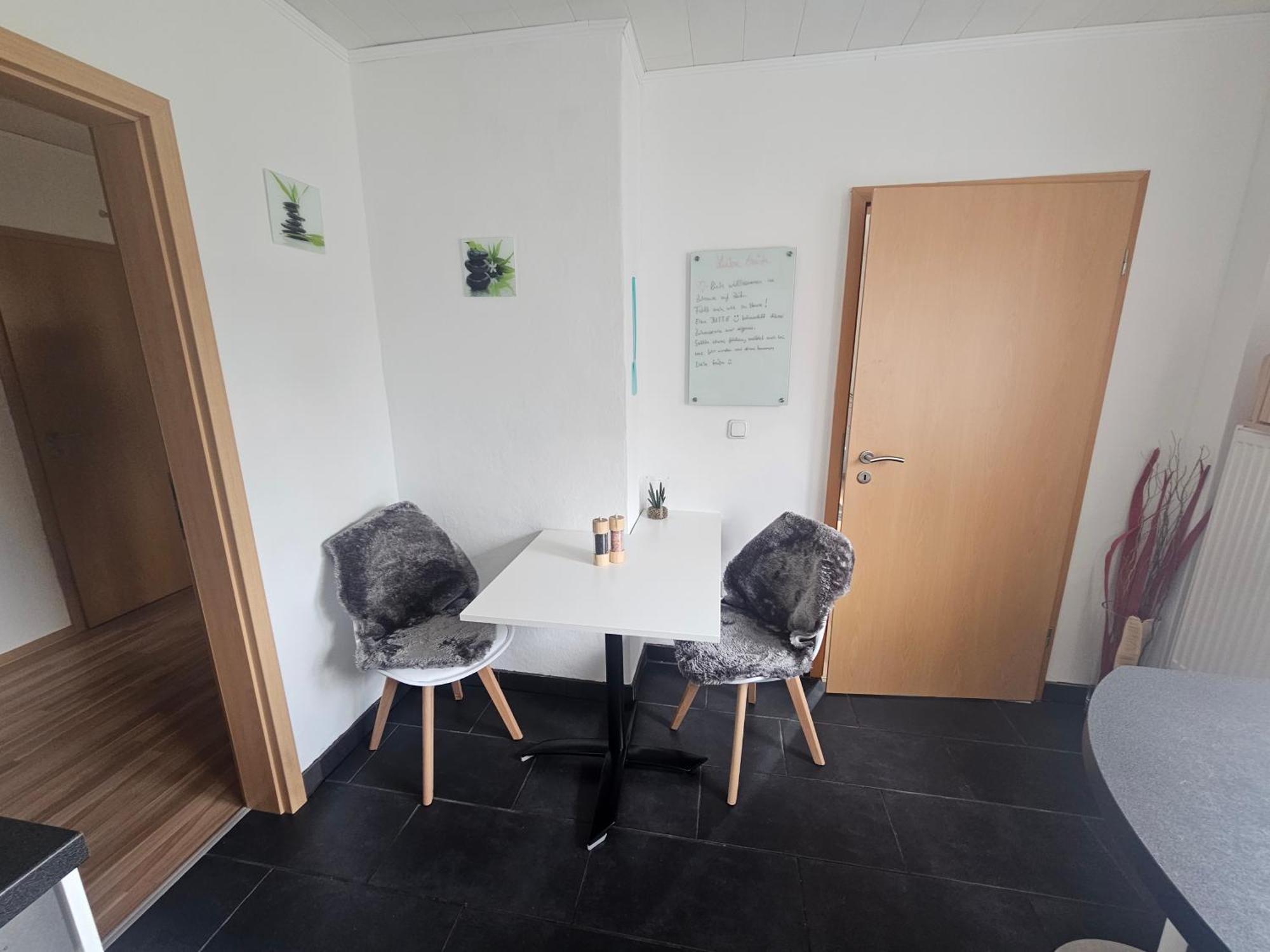 Lenny'S Ferienwohnung Касел Екстериор снимка